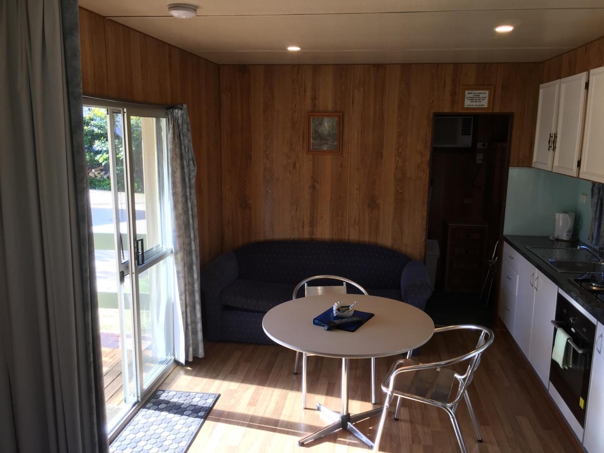 Beachcomber Caravan Park Mallacoota Exterior photo